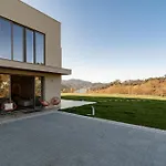 Quinta Dos Anjos - * Guilhofrei
